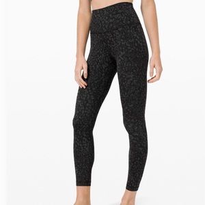 Lululemon Align high rise 25”